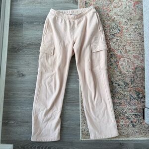 Aritzia Mega Cargo Sweatpants in Salmon Pink